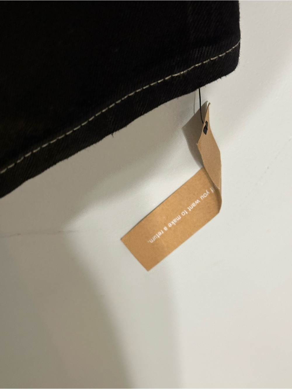New Reformation Cynthia High‎ Rise Straight Long Jeans in Glossy Black Size 27 - Picture 4 of 8